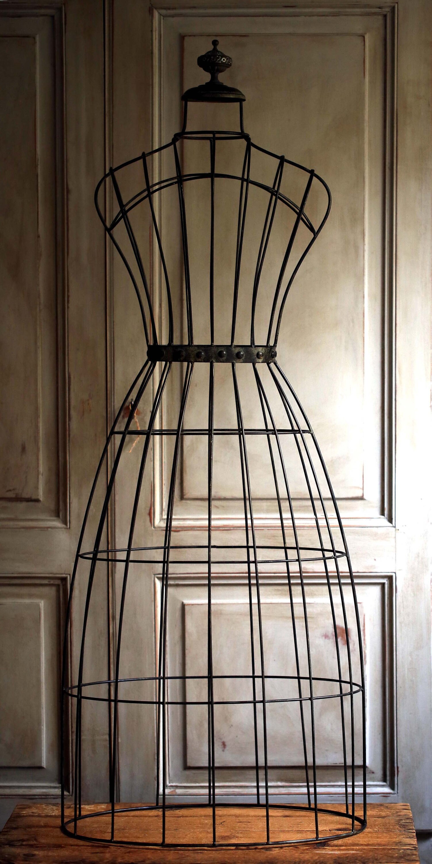 Rare Vintage Français Wire Mannequin Shop Display Dummy Dress Form