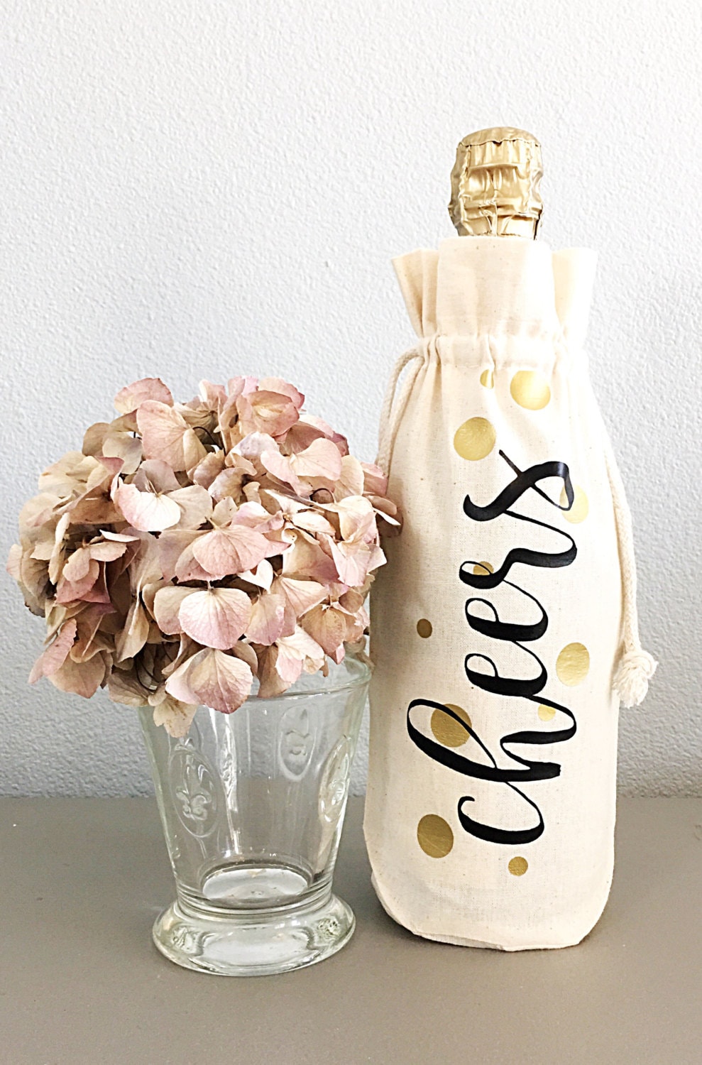 Wine gift bag - Win bags - Cheers wine Bag - Thank you gifts - Hostess gift  - Host gift, image size:989x1500