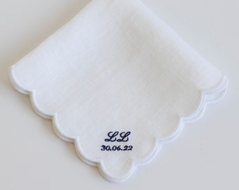 Bridal handkerchief, personalized gift, embroidery custom pocket square with scallop edges, wedding handkerchief 12x12&#39;&#39; or 10x10&#39;&#39; size
