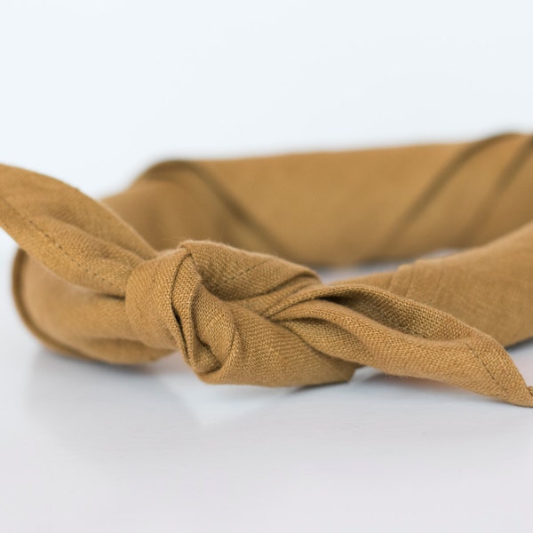 Accessoire de mode homme foulard moutarde poussiéreux - bandana ou foulard - bandana moutarde - écharpe carrée en lin - soldes Etsy