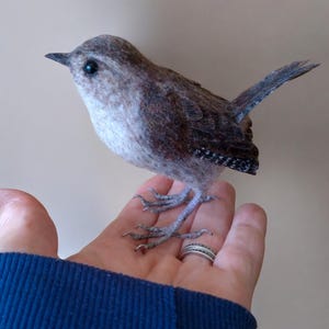Needlefelted Wren, bird lovers gift, handmade bird, felted bird, needle felted Wren bird, felting, handcrafted lifesize bird, Wren sculpture