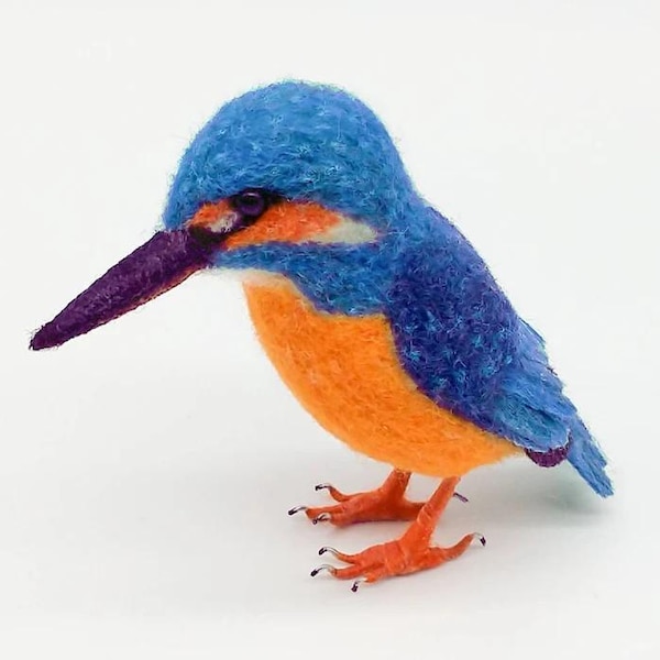 Needle Felted Kingfisher: Handmade Wool Bird Sculpture