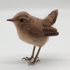 Needlefelted Wren, bird lovers gift, handmade bird, felted bird, needle felted Wren bird, felting, handcrafted lifesize bird, Wren sculpture