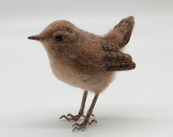 Needlefelted Wren, bird lovers gift, handmade bird, felted bird, needle felted Wren bird, felting, handcrafted lifesize bird, Wren sculpture