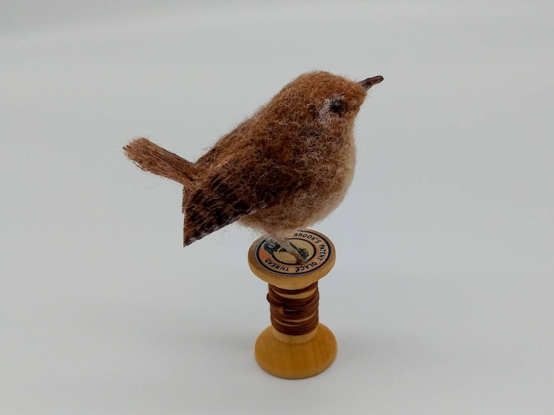 Felted Wren bird, gift, ornament, decoration, needle felt, wool felt, felted bird, spring summer bird, gift for dressmakers, bird lovers image 2