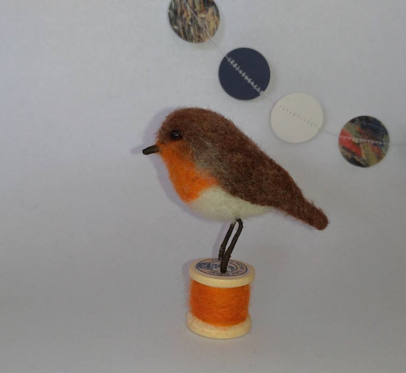 Felted Robin Bobbin, gift, ornament, decoration, needle felt, wool felt, felted bird, winter bird, spring decoration, handmade 