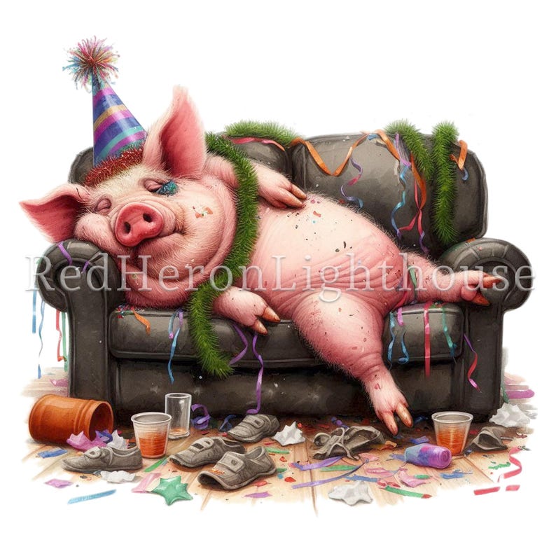 Puede incluir: Un cerdo rosa con un gorro de fiesta y una guirnalda verde est&aacute; pasado de copas en un sof&aacute; de cuero negro. El sof&aacute; est&aacute; rodeado de confeti, serpentinas y vasos vac&iacute;os.