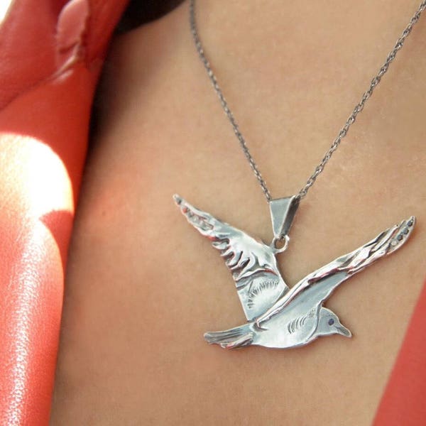 Bird pendant - Seagull necklace - Silver jewelry - Handcrafted jewellery - Large Pendant