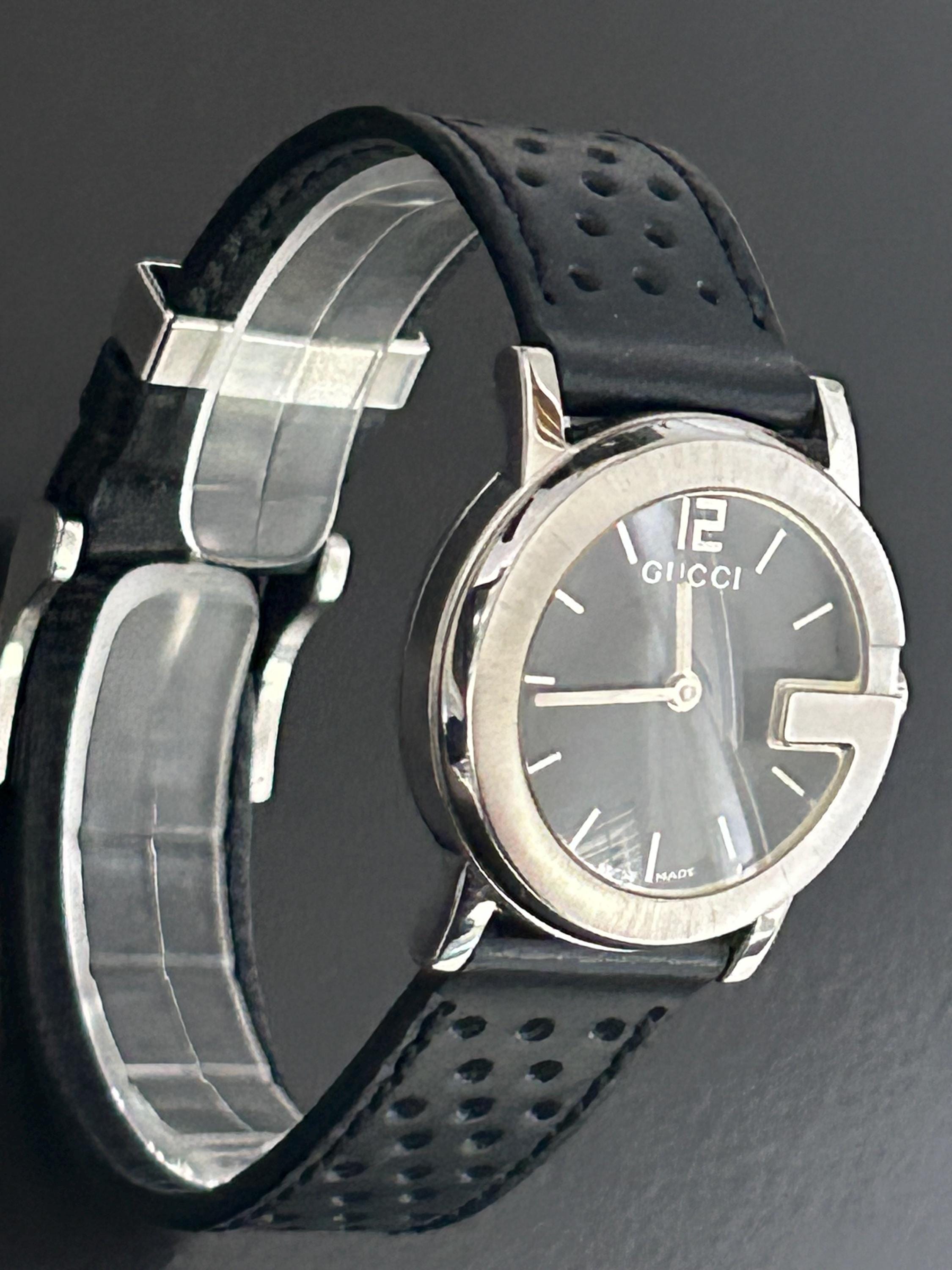 Vintage Gucci Black Leather Strap Silver-Tone Dial Watch VINTAGE GUCCI BLACK LEATHER WATCH – Panahon Designs main image 4