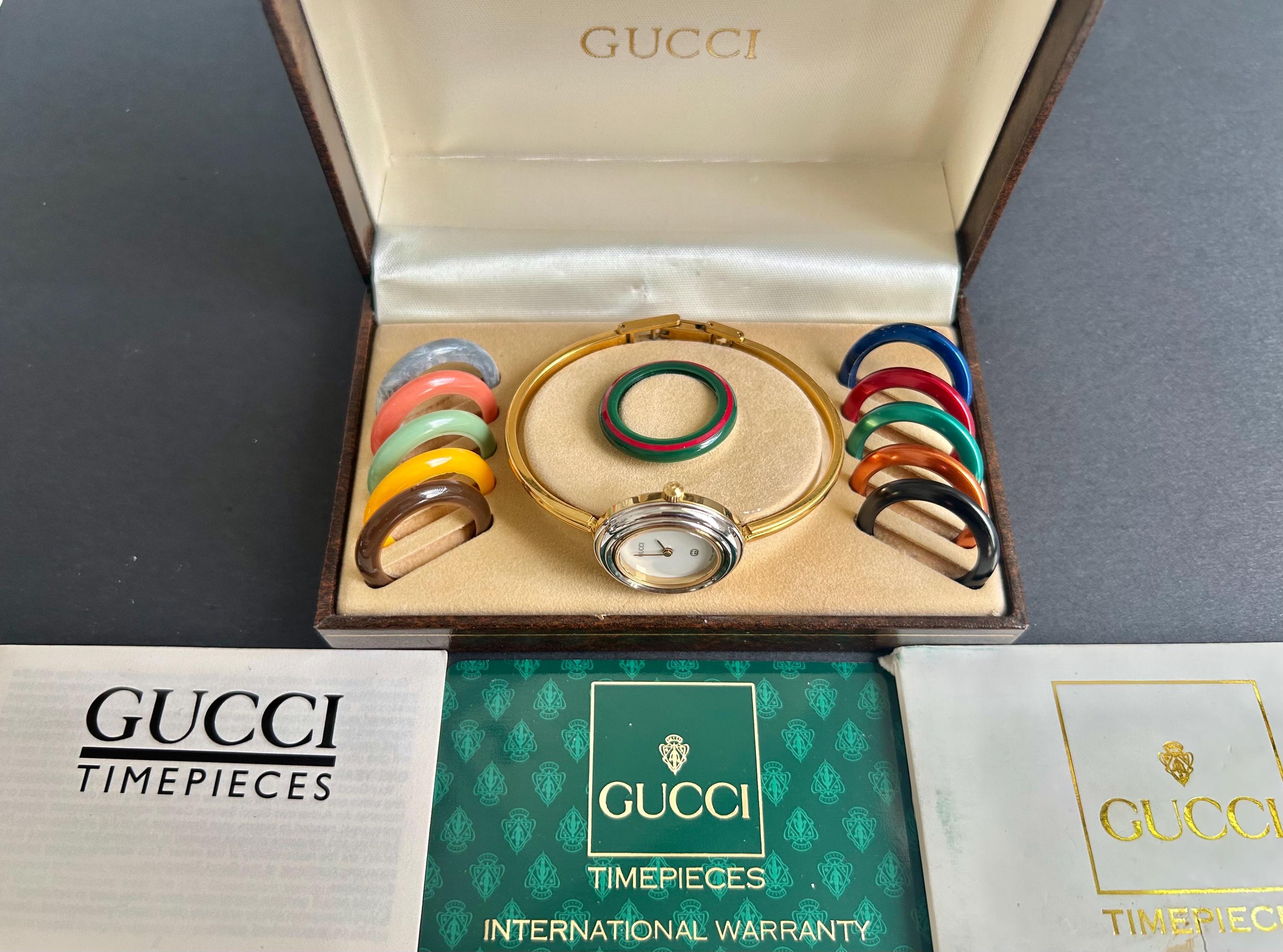Gucci Pretty Ladies 6 1/2” Gold Bangle Watch, New Battery  display picture 3