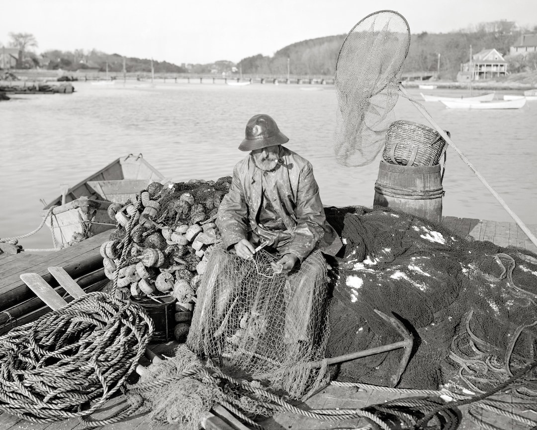 Cape Ann Fisherman, 1905. Digital Photo Download. Vintage Black