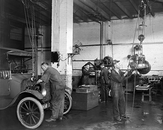 Auto Repair Shop 1920 Vintage Photo Reproduction Poster Etsy