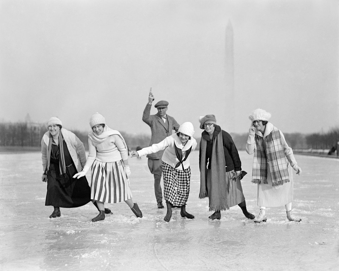 Ice Skating Race, 1925. Vintage Photo Reproduction Print. Black & White ...