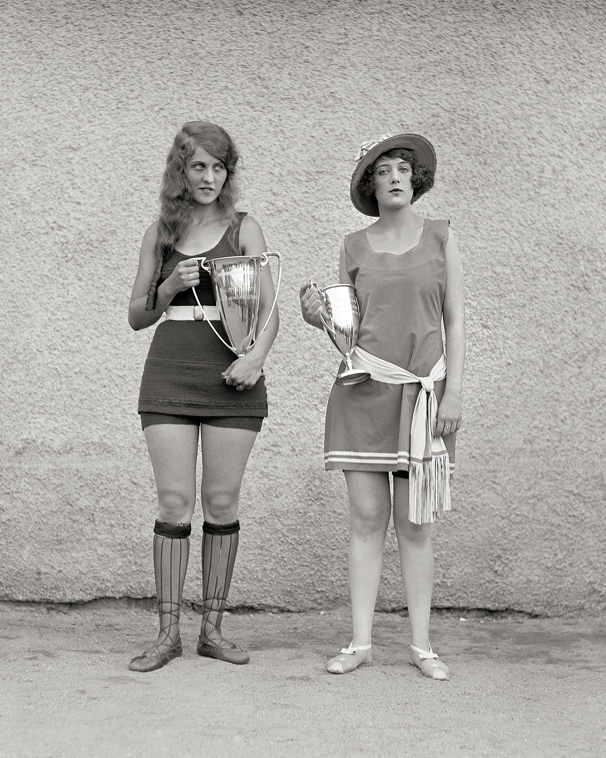 1921 Bathing Beauty Costume Contestants Old Photo 8.5 x 11 Reprint