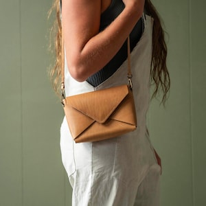 Gifts for Her-Personalized Full Grain Leather Crossbody Purse-Shoulder Bag-Minimalist Bag-The Cecilia 2.0