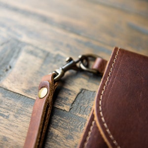Personalized Full Grain Leather Clutch Purse Handbag Wallet- The Betty Jean w/ Insert bild 3