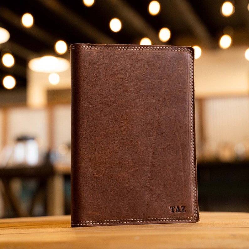 Hand Made Full Grain leather journal cover that comes with a 192 page A5 journal. This journal is handmade and can be personalized with your name or your initials!  Available in cow hide (smooth) and shrunken bison (textured)