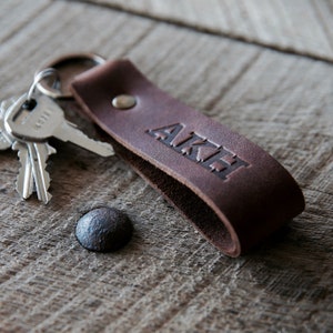 Personalized Leather Keychain Car Accessories-Backpack Clip-Graduation Gift-Groomsmen Gift t-Fine Leather Keyring-Unique Handmade-The Tucker image 2