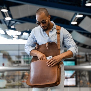 Personalized Leather Gift for Him-Messenger Bag-Shoulder Crossbody-Handmade Full Grain Leather Briefcase and Backpack Combo-No. 1860 EXPRESS image 3