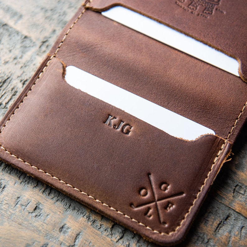 Personalized Leather Bifold Wallet Customized for Him Front Pocket Wallet Gift for Him and Groomsmen The Golf Gates Leather Money Clip image 3