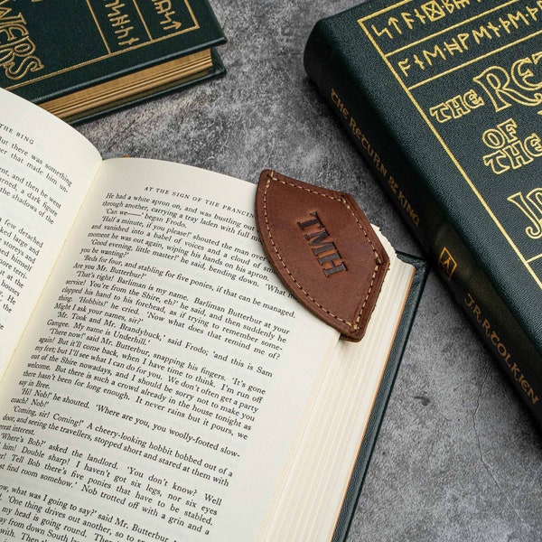 Corner Bookmark Personalized Leather Gift For Readers- Graduation Gift-Mother's Day Gift-Full Grain Leather Book Accessories-The Inkling