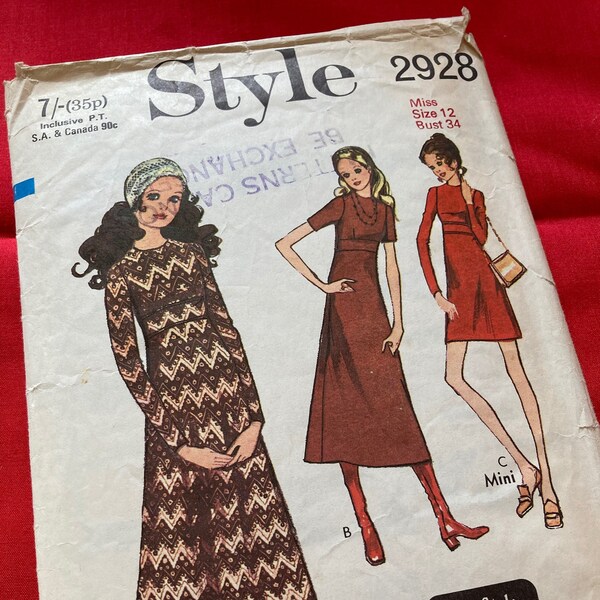 VINTAGE STYLE 70's High Waisted Maxi or Mini Dress with Long or Short Sleeves Narrow Fit sewing pattern #2928 ©1970 Size 12 Bust 34"