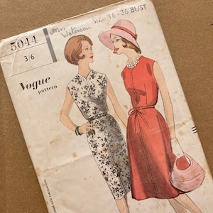 Vintage VOGUE &#39;Easy to Make&#39; 50&#39;s / 60&#39;s Evening / Smart Shift Dress or with Full Skirt with High Neck Line #5044 Size 16 Bust 36&quot;