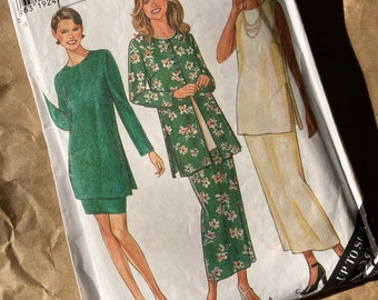 Patrón de costura vintage de los años 2000: túnica, chaqueta y falda (tallas 10-12)