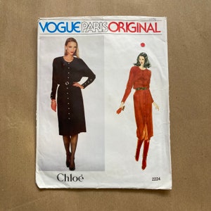 VINTAGE VOGUE CHLOE 70's Loose Casual Fit Shirt Dress, Long Sleeved, Button Front & Round Collar Paris Original sewing pattern #2224 Size 10