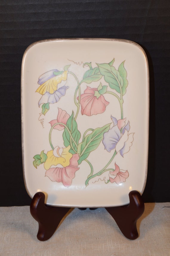 Fine China Exclusively For Ben Rickert Inc Made In Japan Heart Shaped Box