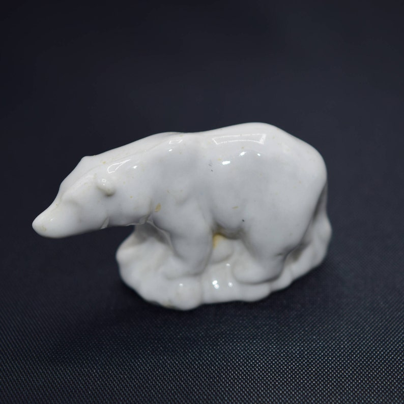 Miniature Wade Polar Bear Vintage Red Rose Tea Animal Collection World of Survival Series 1984-1985 Birthday Cake Topper Wade Collectible image 2