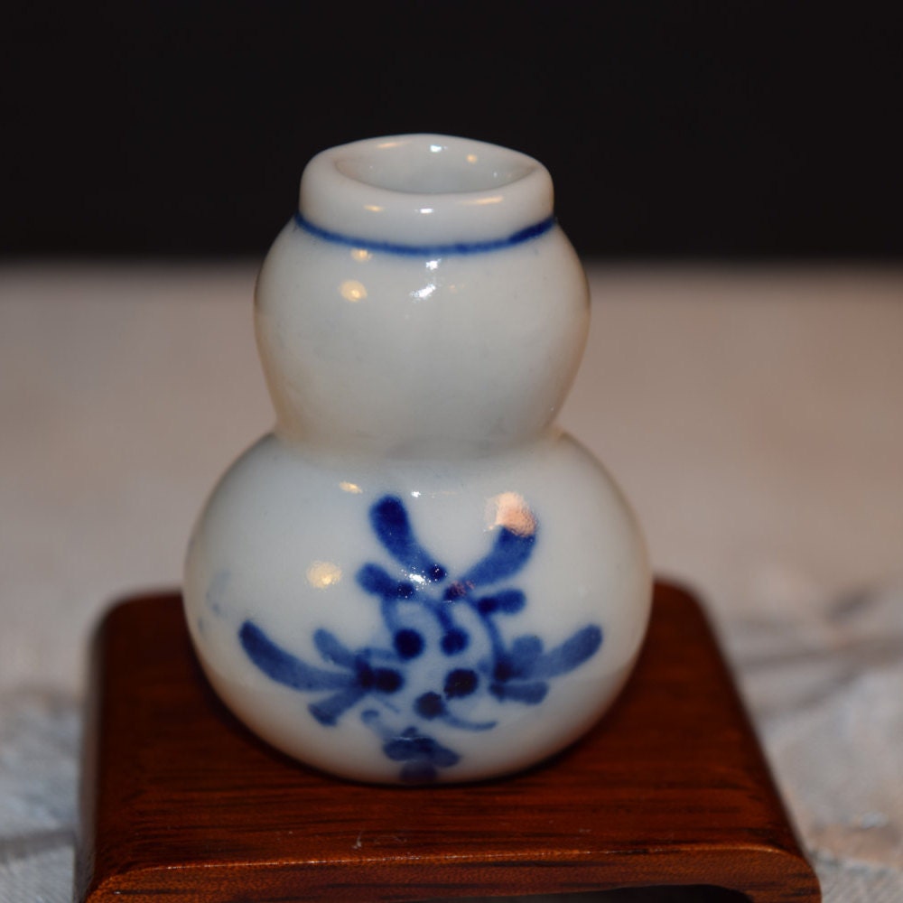 Asian Blue White Snuff Bottle Vintage Chinese Hand Painted - Etsy