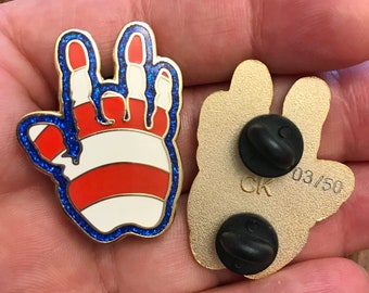 Liberty Hand Pin