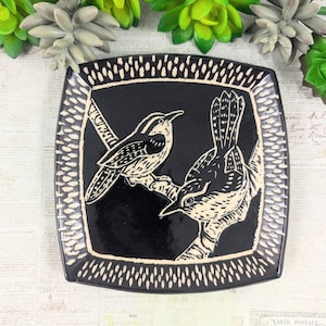 Carolina wren black and white ceramic dish, pottery bird, jewelry dish, sgraffito bird pottery bowl,bird lover gift, pottery anniversary