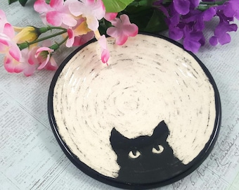 Peeking cat black and white ceramic dish, pottery cat, jewelry dish, sgraffito pottery, cat ceramic bowl, cat lover gift, anniversary gift,