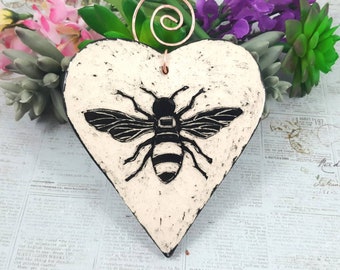 Lovely bee black and white heart, sgraffito bee,  pottery bee ornament, bee wall heart, sgraffito pottery, bee lover, pottery anniversary