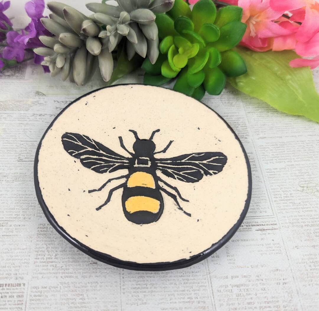 Beautiful Bee Sgraffito Pottery Dish, Bee Jewelry Dish, Bee Black and