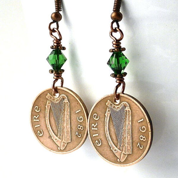 Irish earrings, Coin earrings, 1982, Celtic earrings, May birthstone, Coin jewelry, Swarovski earrings, Kelly green crystals, Irish coins