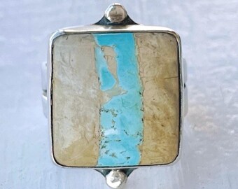Tan + ribbon turquoise stone ring // size 9