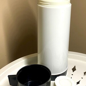 Vintage thermos / Aladdin thermos with cup / 1970s