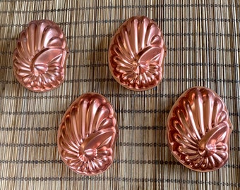 Set of 4 vintage copper seashell jello molds / 1970s / vintage bakeware / retro kitchen decor