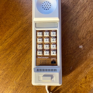 Vintage 1980s Teleconcepts One Piece Pulse Telephone / corded phone / landline / vintage telephone / retro electronics