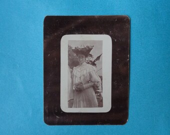 Antique Edwardian 1907 Real Photograph Postcard - Femme au grand chapeau - Manuscrite et publiée