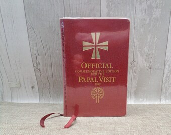 The New Sunday Missal - Official Commemorative Edition For The Papal Visit 1982