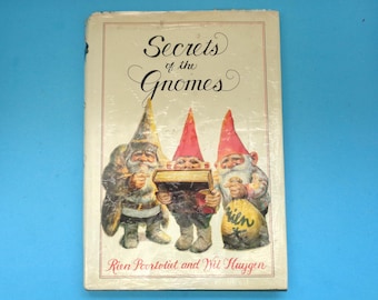 洋書 Secrets of the Gnomes - Rien Poortvliet Amazon.com: Secrets of the Gnomes eBook : Huygen, Wil