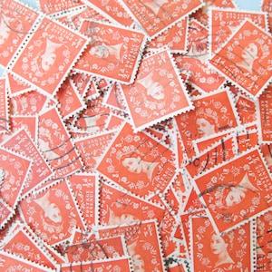 50 sellos postales antiguos usados de Wildings QEII de color naranja de 1/2d