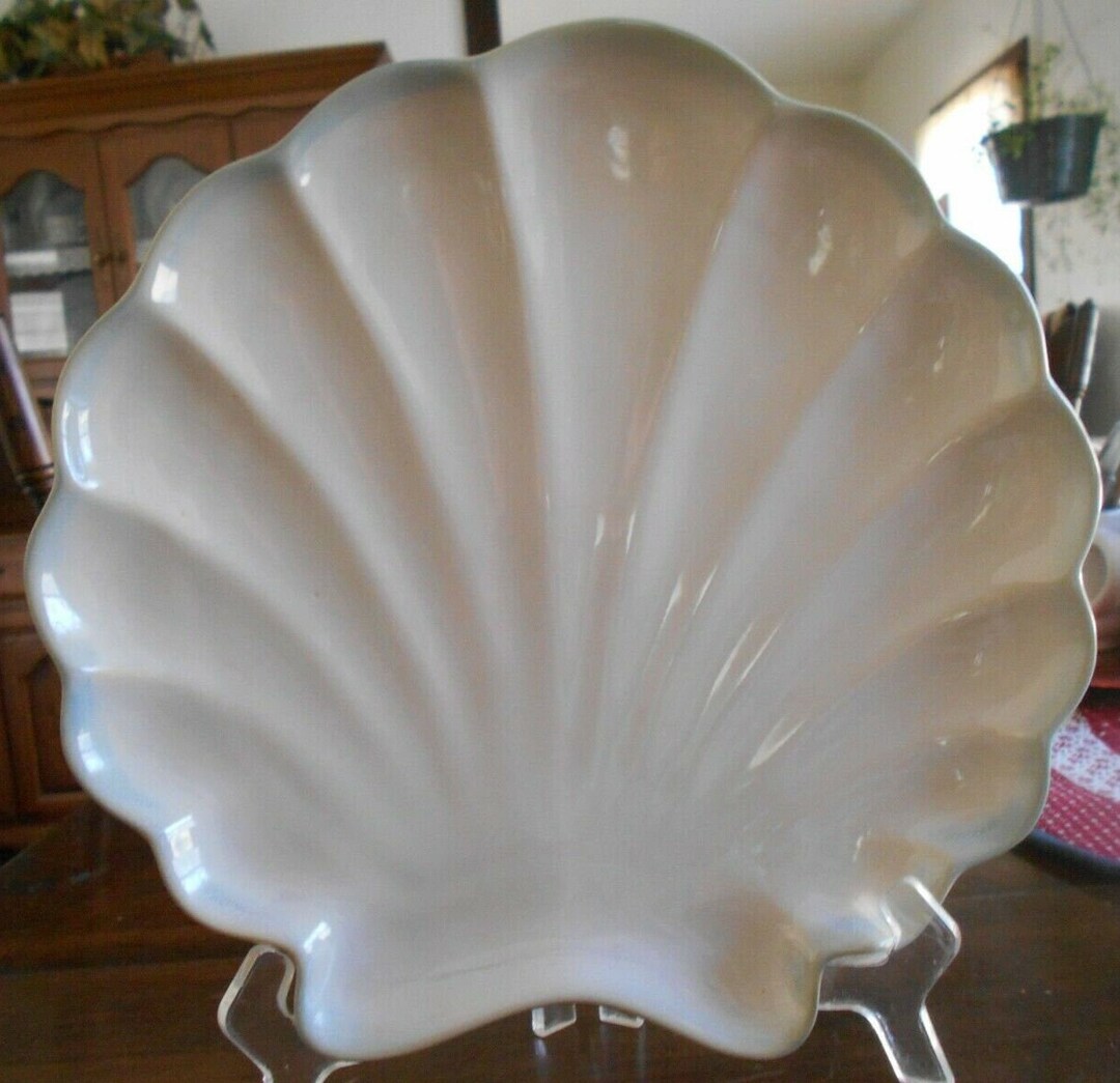 Vintage Handcrafted Ceramic Shell Shaped 8.25" Salad Plate - Etsy