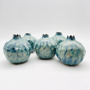 Granatapfel Set, Tischdeko Set, Obst Dekor, Keramik Wohndekor, handgemachte Keramik Skulptur, Granatapfel Dekor, Granatapfel Ornament