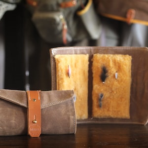Gewachste Canvas, Leder und Shearling Fliegenfischen Streamer Geldbörse