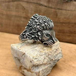 Vintage Sterling Silver Lion Ring Heavy! Size 10 1/2